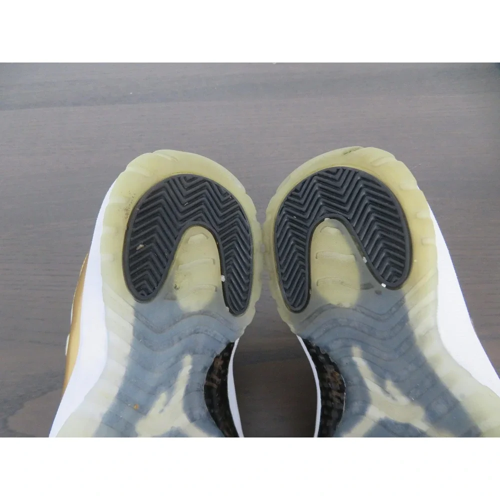Jordan 11 Retro Low Shoes Mens 8 White Gold Basketball Sneakers 2016 528895-103